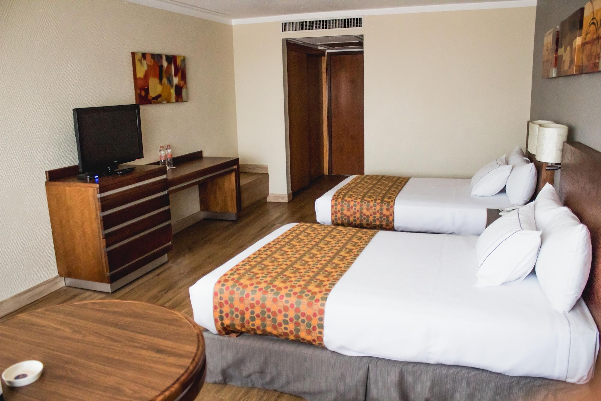 Mirage - Centro Historico De 4* Querétaro